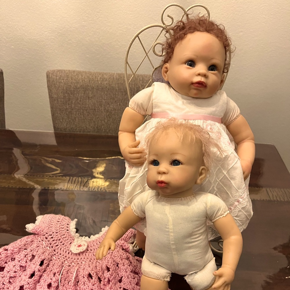 2 Realistic Baby Dolls by Linda Murray, Chair & Dress Bundle